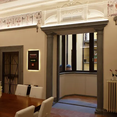 Hotel Renaissance-3